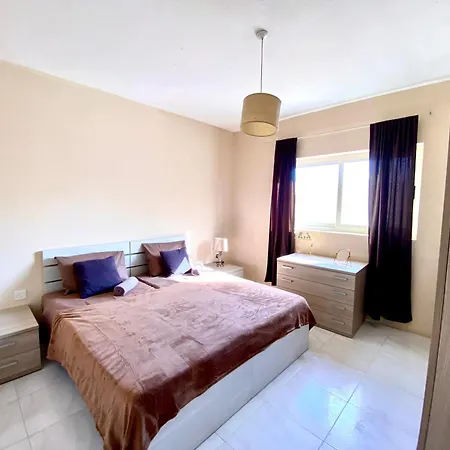 Retreat-perfect For Familes&friends Sliema
