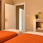 Easy Living 아파트