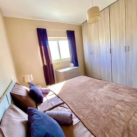 Easy Living * Sliema