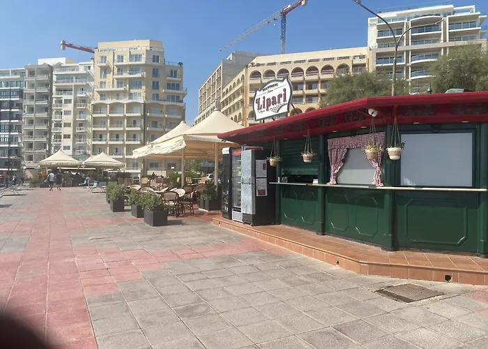 Апартаменты Easy Living *