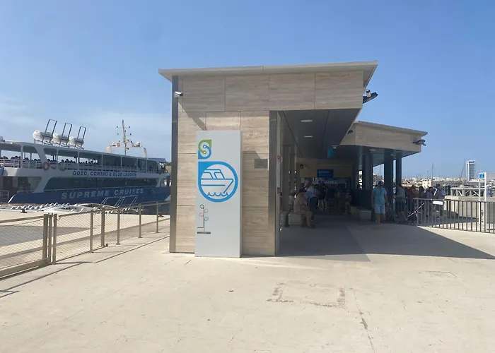 Апартаменты Easy Living *